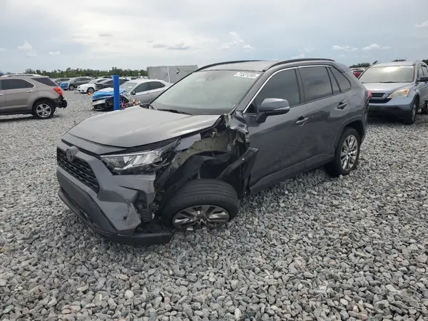 2T3C1RFVXMC112776 2021 TOYOTA RAV 4 - Image 1