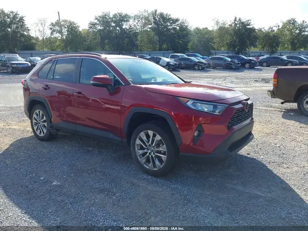 2T3C1RFVXMW136302 2021 TOYOTA RAV 4 - Image 1