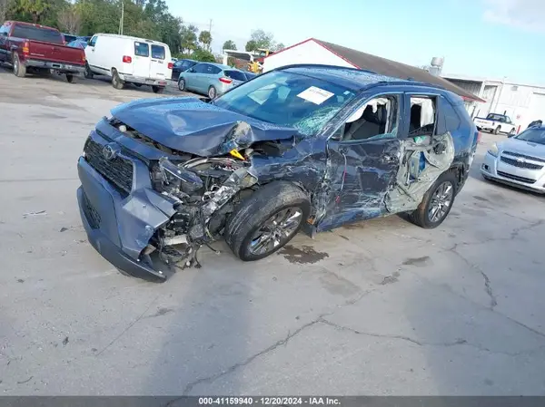 2T3C1RFVXMW180428 2021 TOYOTA RAV 4 - Image 2