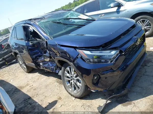 2T3C1RFVXNW231752 2022 TOYOTA RAV 4 - Image 1