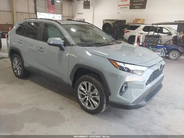 2T3C1RFVXNW237079 2022 TOYOTA RAV 4 - Image 1