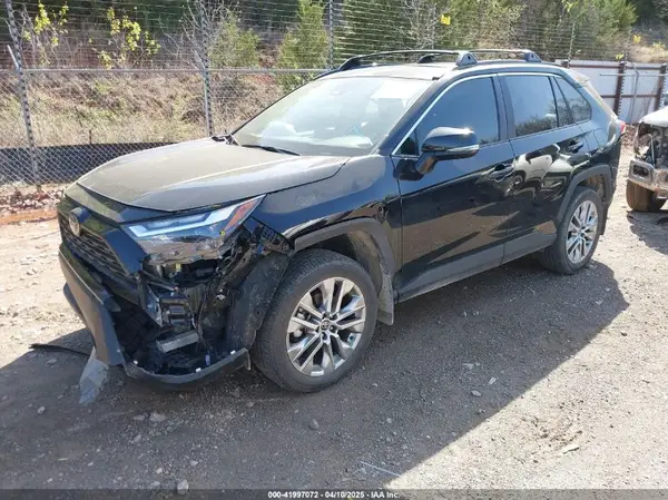 2T3C1RFVXPC247647 2023 TOYOTA RAV 4 - Image 2
