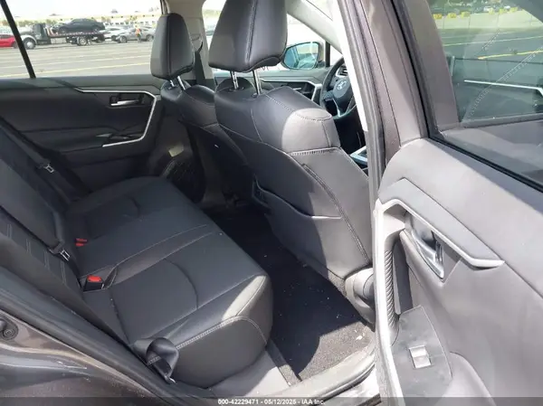 2T3C1RFVXRC295264 2024 TOYOTA RAV 4 - Image 8