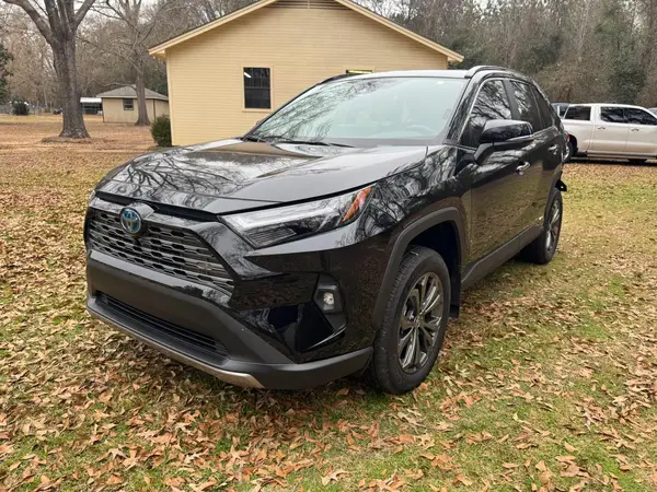 2T3D6RFV6RW070070 2024 TOYOTA RAV 4 - Image 2