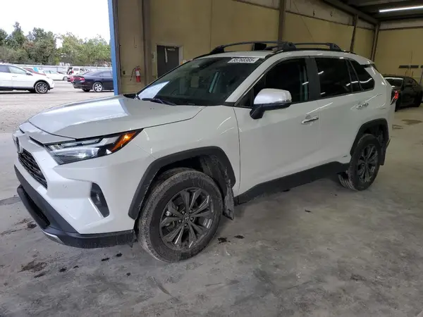 2T3D6RFVXRW069410 2024 TOYOTA RAV 4 - Image 1