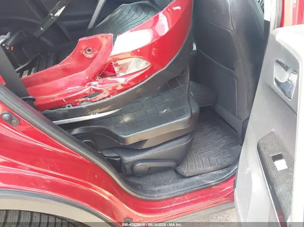 2T3DFREV0GW493600 2016 TOYOTA RAV 4 - Image 8
