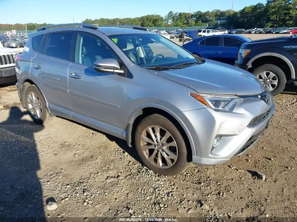 2T3DFREV0HW565901 2017 TOYOTA RAV 4 - Image 1