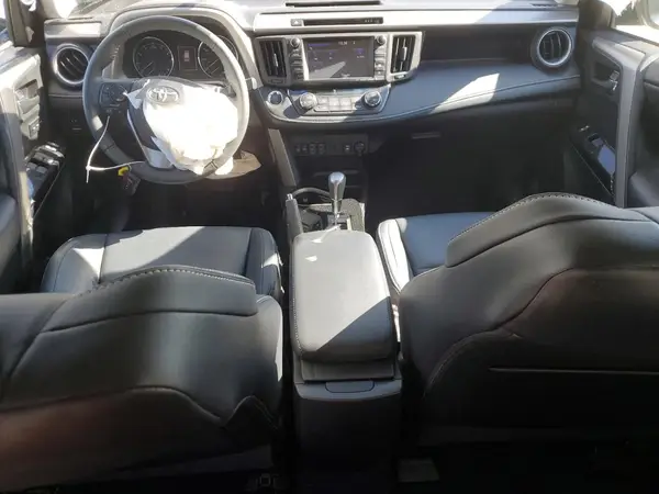 2T3DFREV0HW639091 2017 TOYOTA RAV 4 - Image 8