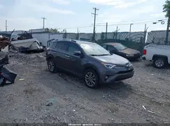 2T3DFREV0HW650463 2017 TOYOTA RAV 4