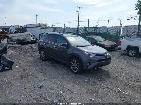 2T3DFREV0HW650463 2017 TOYOTA RAV 4 - Image 1