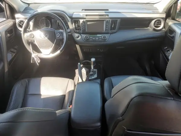 2T3DFREV0HW691675 2017 TOYOTA RAV 4 - Image 8