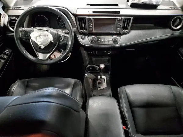 2T3DFREV0JW744073 2018 TOYOTA RAV 4 - Image 8