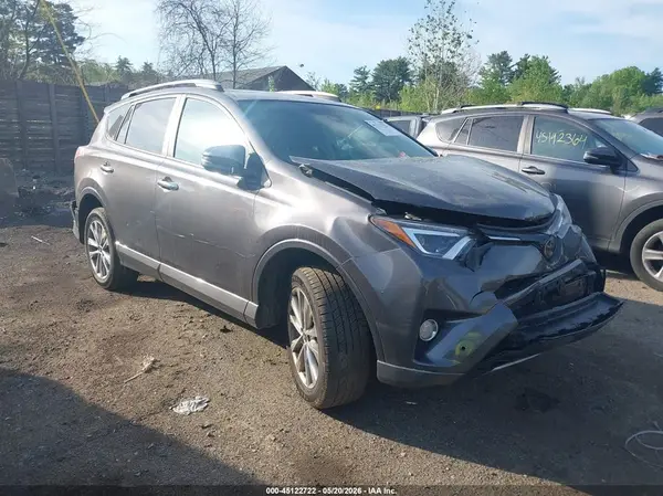 2T3DFREV1HW546046 2017 TOYOTA RAV 4 - Image 1