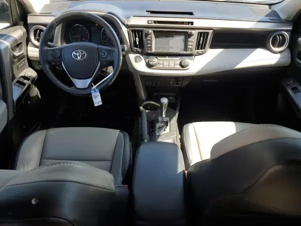 2T3DFREV1HW571299 2017 TOYOTA RAV 4 - Image 8