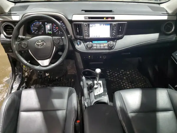2T3DFREV1HW619061 2017 TOYOTA RAV 4 - Image 8
