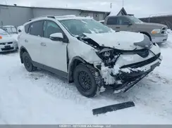 2T3DFREV1JW702298 2018 TOYOTA RAV 4