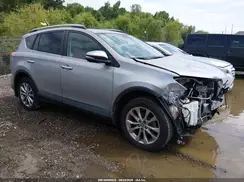 2T3DFREV1JW743515 2018 TOYOTA RAV 4