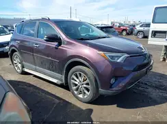 2T3DFREV1JW764817 2018 TOYOTA RAV 4