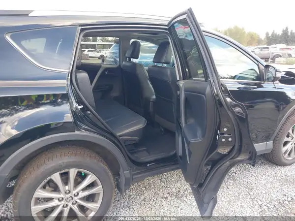 2T3DFREV2HW545262 2017 TOYOTA RAV 4 - Image 8