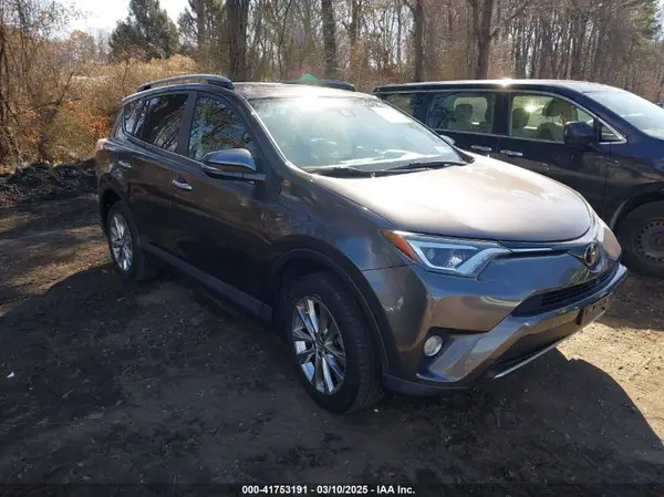 2T3DFREV2HW569562 2017 TOYOTA RAV 4 - Image 1
