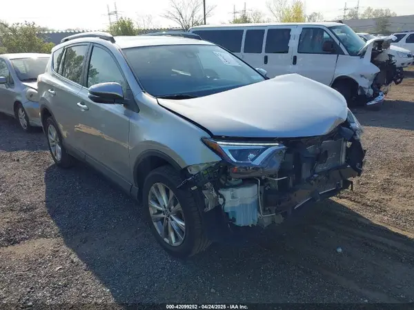 2T3DFREV2JW728392 2018 TOYOTA RAV 4 - Image 1