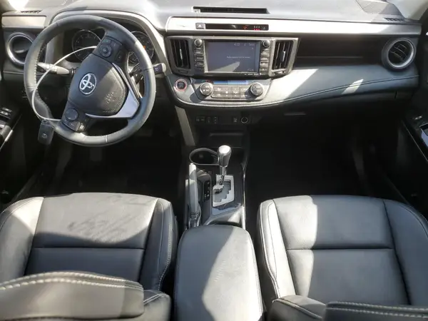 2T3DFREV2JW746424 2018 TOYOTA RAV 4 - Image 8