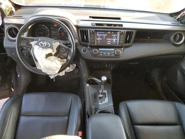 2T3DFREV3HW542452 2017 TOYOTA RAV 4 - Image 8