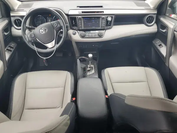 2T3DFREV3HW556383 2017 TOYOTA RAV 4 - Image 8
