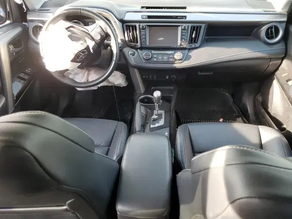 2T3DFREV3HW560322 2017 TOYOTA RAV 4 - Image 8