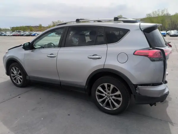 2T3DFREV3HW609504 2017 TOYOTA RAV 4 - Image 2