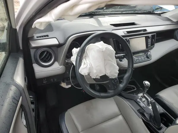 2T3DFREV3HW634709 2017 TOYOTA RAV 4 - Image 8