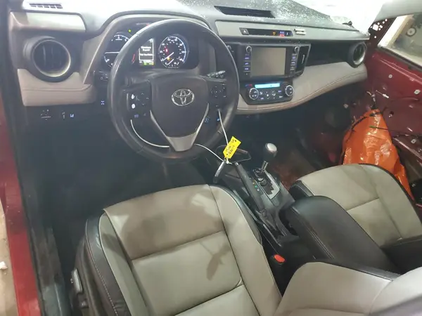 2T3DFREV3HW682162 2017 TOYOTA RAV 4 - Image 8