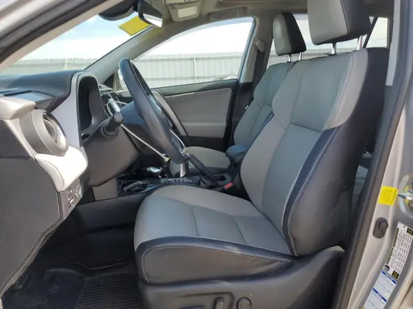 2018 TOYOTA RAV 4 COPART lot 85688135 auction photo 7