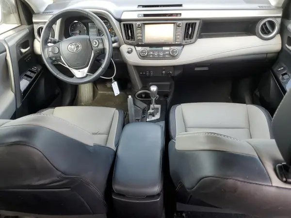 2018 TOYOTA RAV 4 COPART lot 85688135 auction photo 8