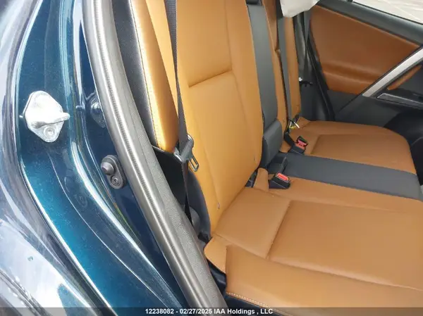 2T3DFREV3JW772031 2018 TOYOTA RAV 4 - Image 8