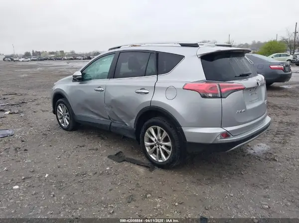 2T3DFREV4HW576142 2017 TOYOTA RAV 4 - Image 2