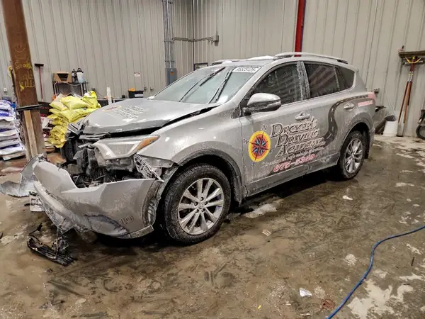 2T3DFREV4HW600505 2017 TOYOTA RAV 4 - Image 1