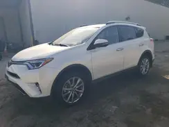 2T3DFREV4JW751723 2018 TOYOTA RAV 4