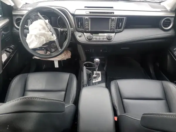 2T3DFREV5HW585660 2017 TOYOTA RAV 4 - Image 8