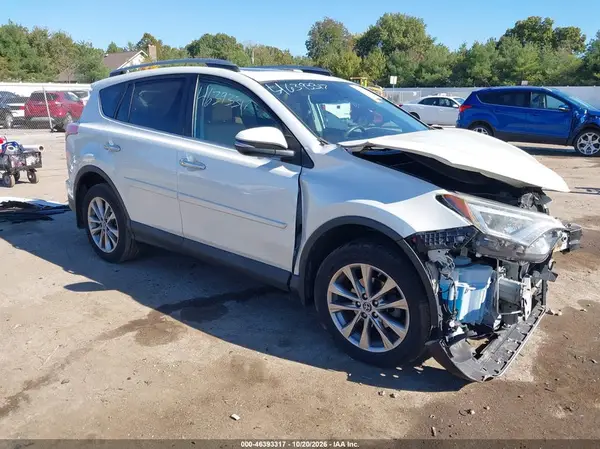 2T3DFREV5HW586940 2017 TOYOTA RAV 4 - Image 1