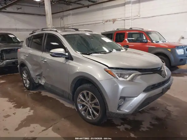 2T3DFREV5HW621265 2017 TOYOTA RAV 4 - Image 1