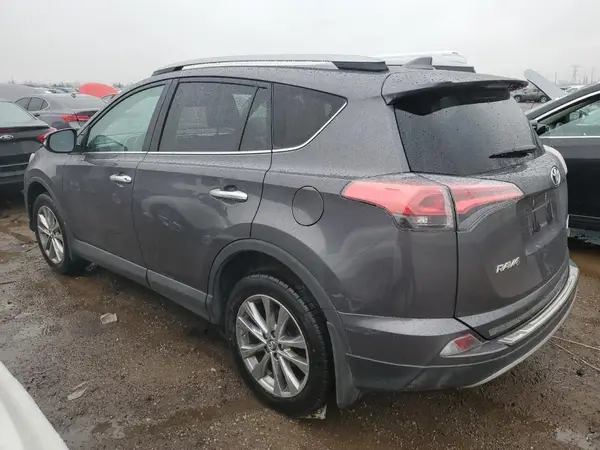 2T3DFREV5HW630421 2017 TOYOTA RAV 4 - Image 2