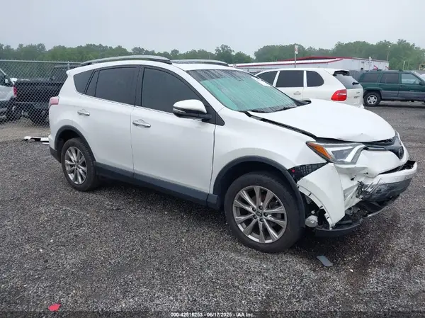 2T3DFREV5HW641855 2017 TOYOTA RAV 4 - Image 1