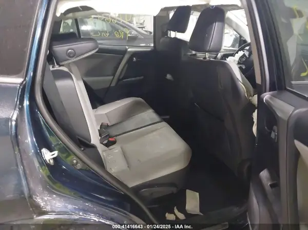 2T3DFREV5JW703423 2018 TOYOTA RAV 4 - Image 8