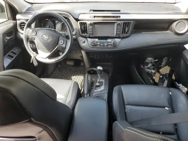 2T3DFREV5JW818197 2018 TOYOTA RAV 4 - Image 8