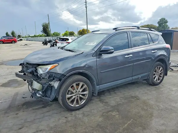 2T3DFREV6HW575235 2017 TOYOTA RAV 4 - Image 1