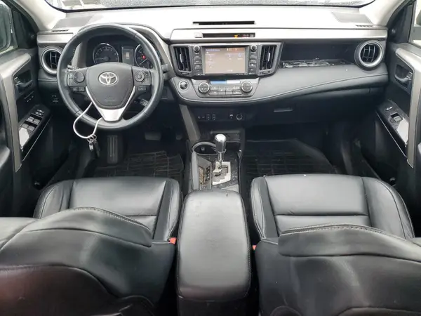 2T3DFREV6HW619864 2017 TOYOTA RAV 4 - Image 8