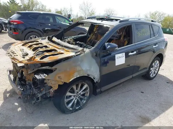 2T3DFREV6HW652864 2017 TOYOTA RAV 4 - Image 2