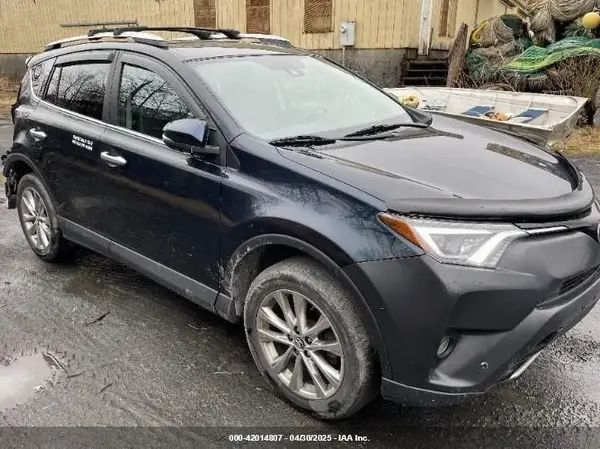 2T3DFREV6HW676386 2017 TOYOTA RAV 4 - Image 1