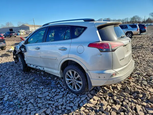 2T3DFREV7HW558024 2017 TOYOTA RAV 4 - Image 2